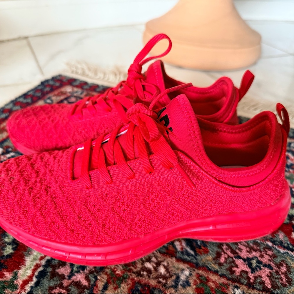 APL phantom techloom all-red sneakers - 6.5